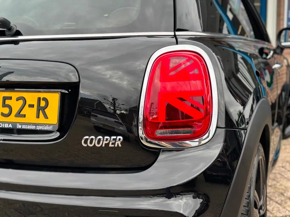 Mini Cooper 1.5 Cooper JCW 2019 ZWART NAVI LEDER LM NA uit 2019, foto 10