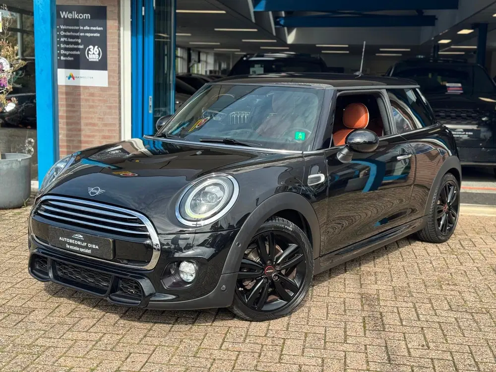 Mini Cooper 1.5 Cooper JCW 2019 ZWART NAVI LEDER LM NA uit 2019, foto 2