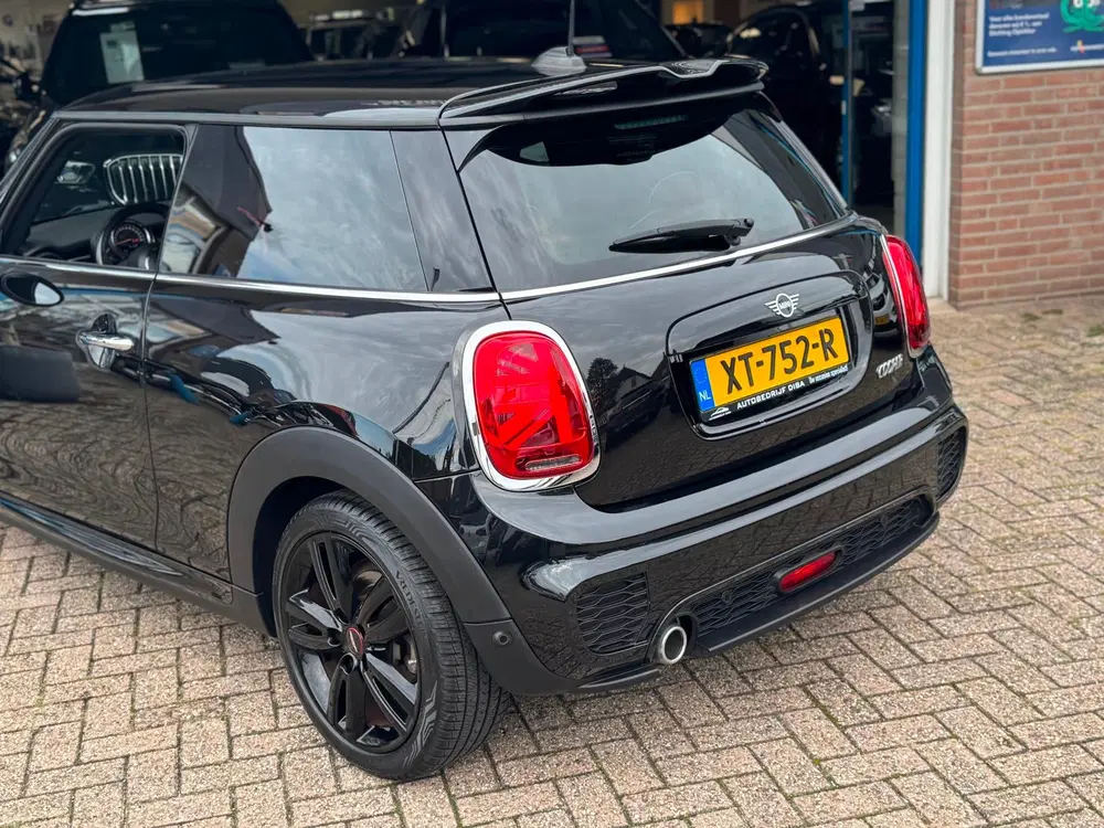 Mini Cooper 1.5 Cooper JCW 2019 ZWART NAVI LEDER LM NA uit 2019, foto 4