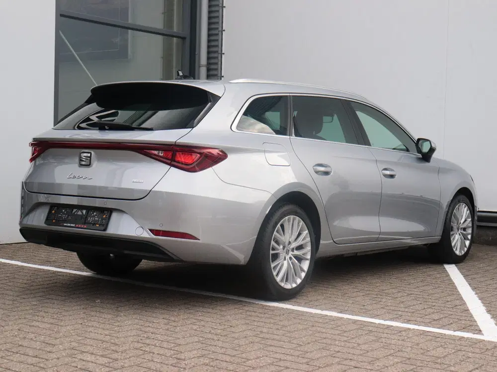 SEAT Leon 1.4 TSI eHybrid PHEV FR uit 2022, foto 13