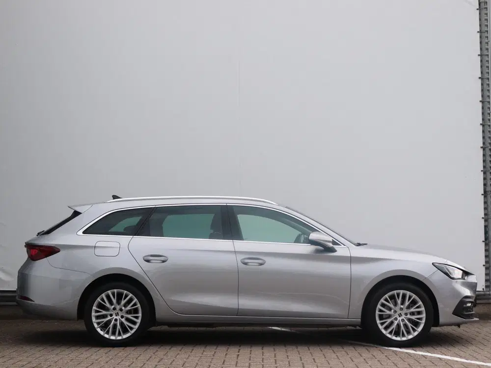 SEAT Leon 1.4 TSI eHybrid PHEV FR uit 2022, foto 2