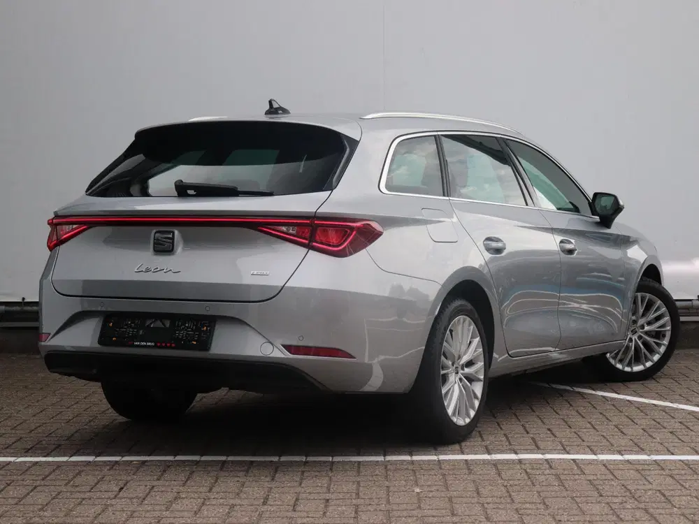 SEAT Leon 1.4 TSI eHybrid PHEV FR uit 2022, foto 3