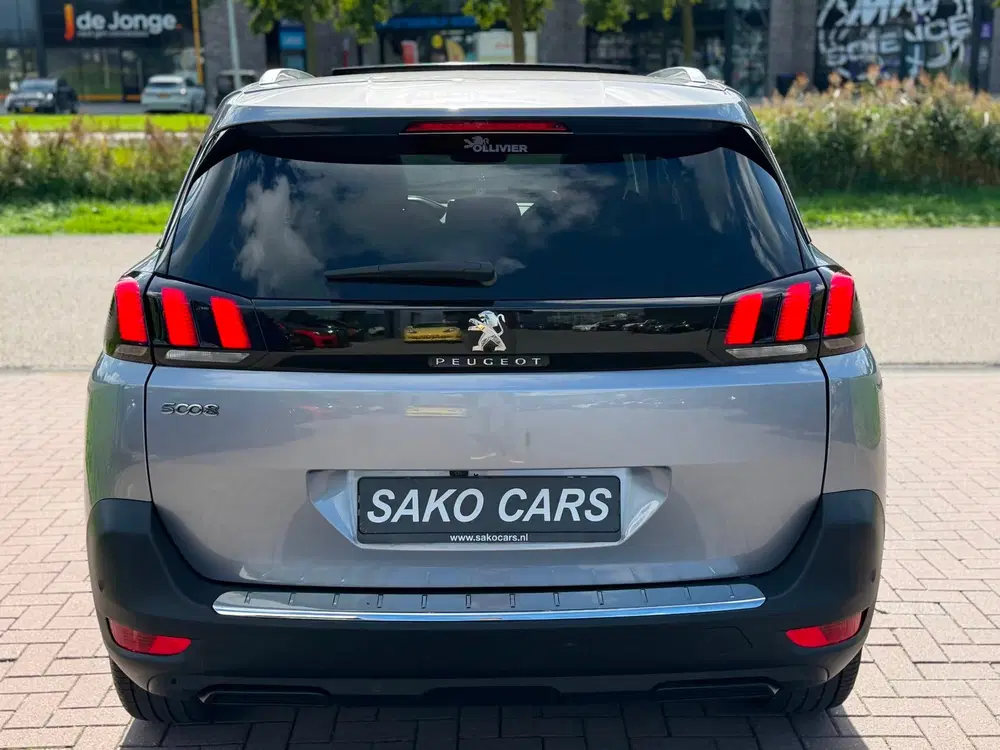 Peugeot 5008 1.2 PureTech Blue Lease GT-Line 2020 Pano uit 2020, foto 3