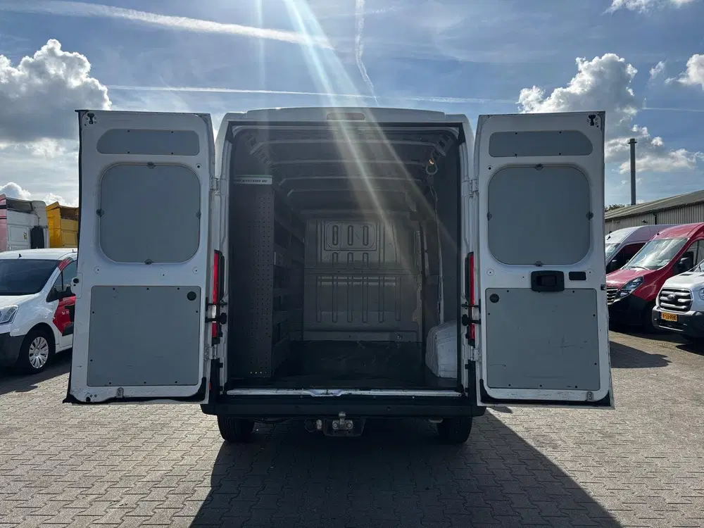Opel Movano 2.2 D L2H H2 Airco Navi Cruise control AHK uit 2022, foto 10