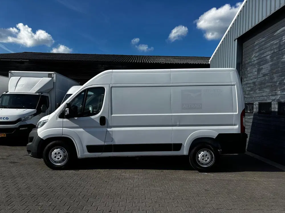 Opel Movano 2.2 D L2H H2 Airco Navi Cruise control AHK uit 2022, foto 6