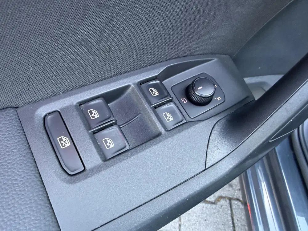 SEAT Ibiza 1.0 EcoTSI FR Business Connect uit 2024, foto 14