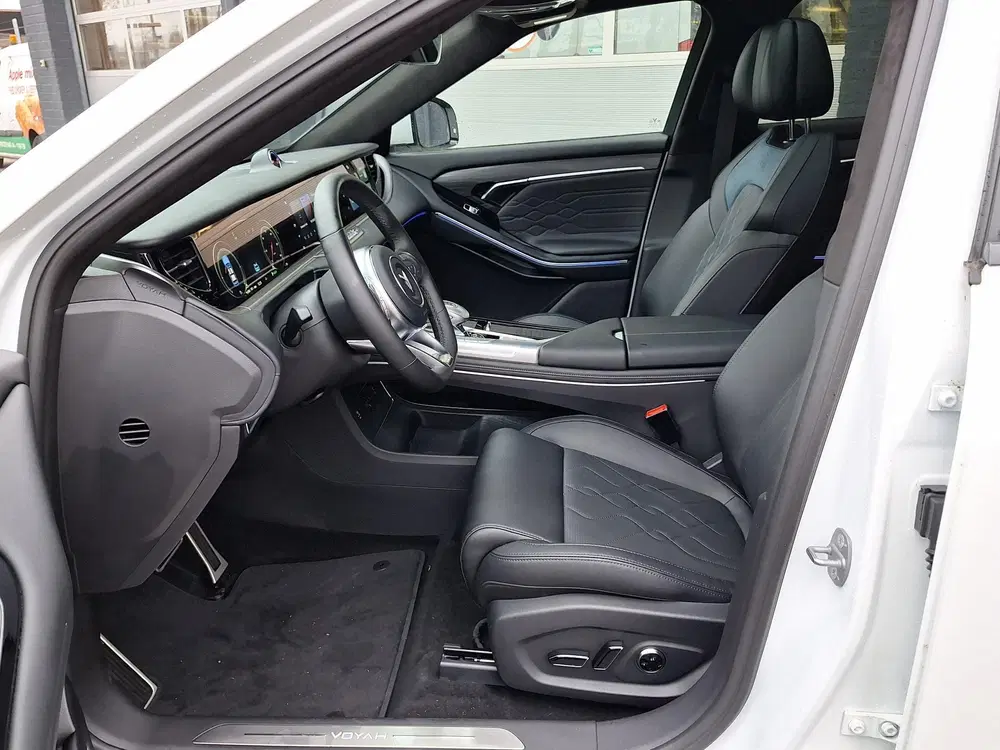 Voyah Free Limited Edition Business 4WD 106 kWh uit 2026, foto 5