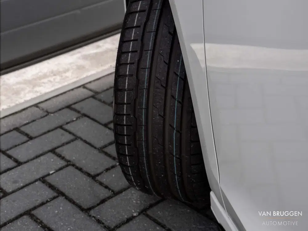 Audi A3 40 TFSI e S-Line Pano RS-Stoelen Massage S uit 2022, foto 7