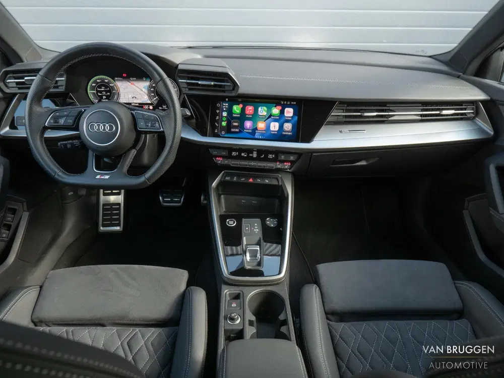 Audi A3 40 TFSI e S-Line Pano RS-Stoelen Massage S uit 2022, foto 8