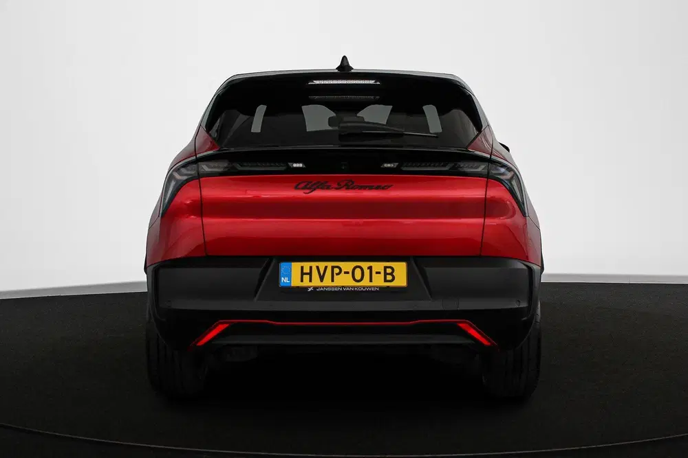Alfa Romeo Junior Elettrica Speciale 54 kWh Massage Stoelver uit 2025, foto 15