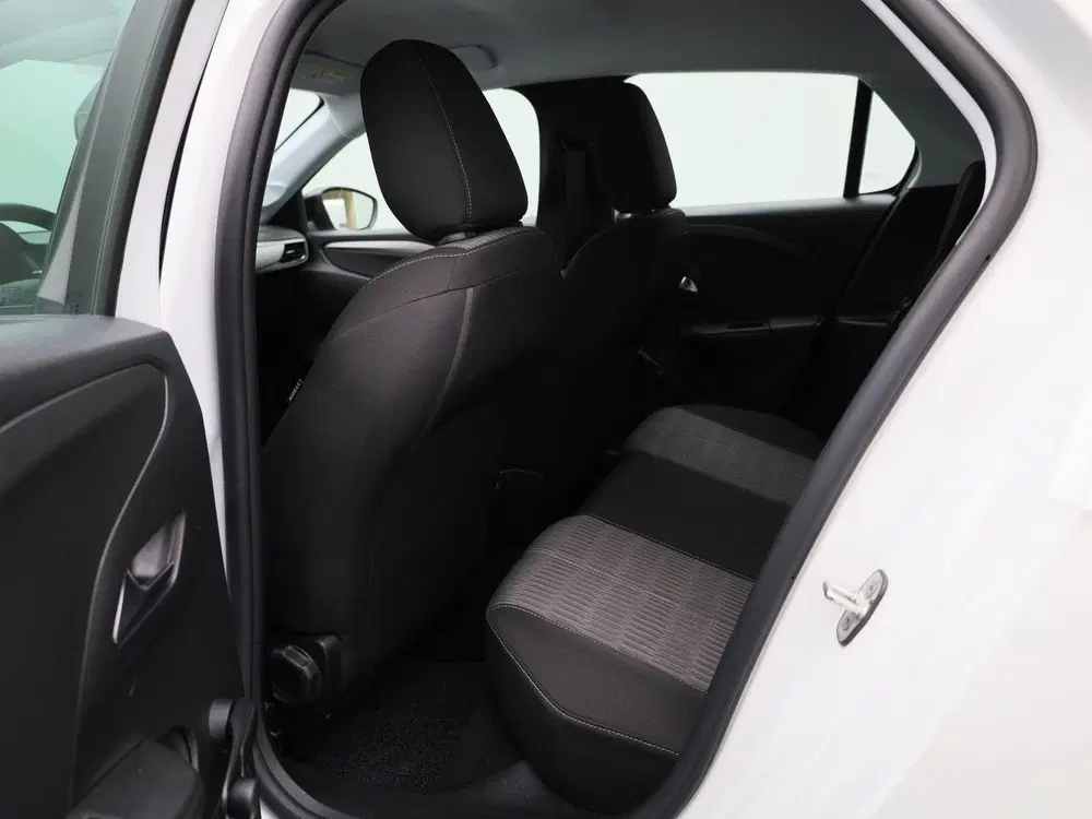 Opel Corsa 1.2 Edition uit 2022, foto 10
