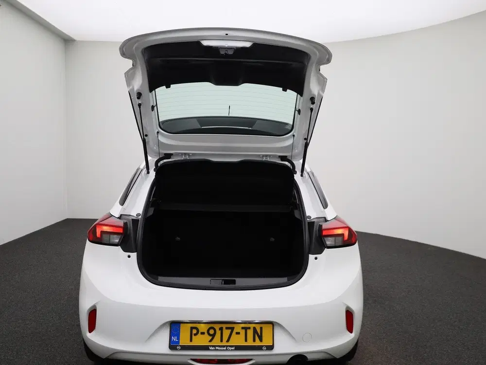 Opel Corsa 1.2 Edition uit 2022, foto 11