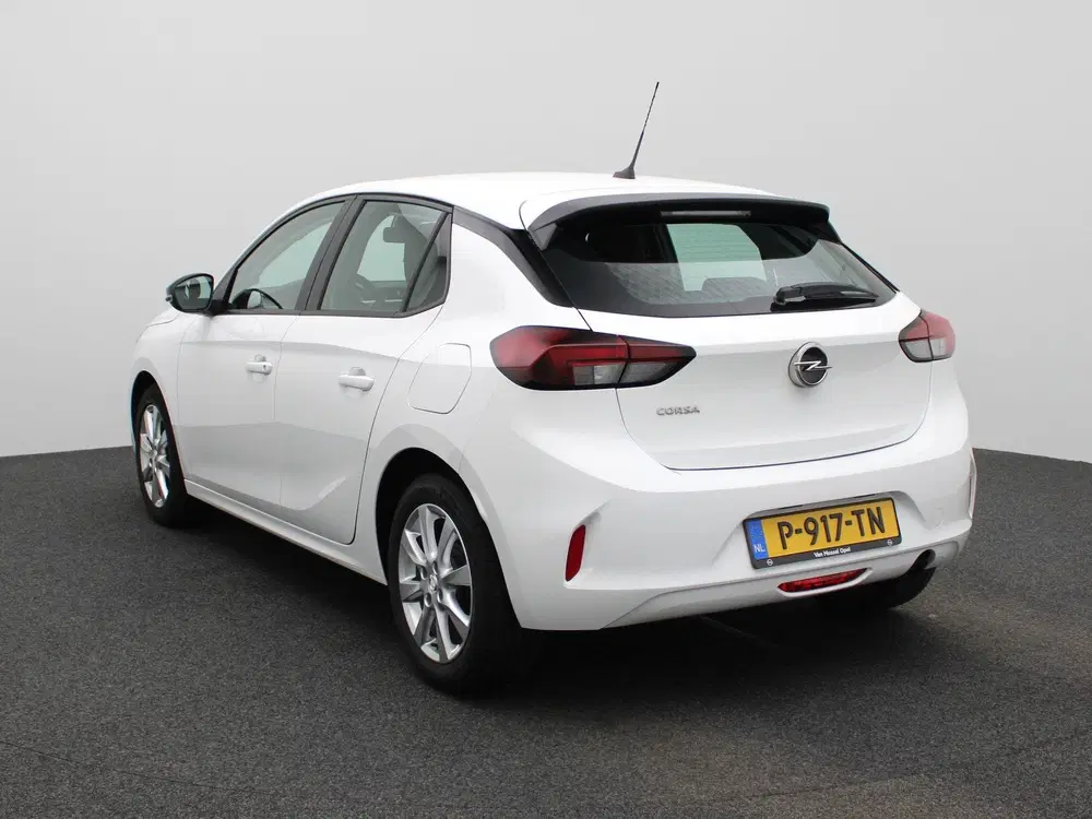 Opel Corsa 1.2 Edition uit 2022, foto 2