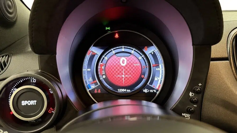 Abarth 695 1.4 T-Jet Competizione 2022 uit 2022, foto 12