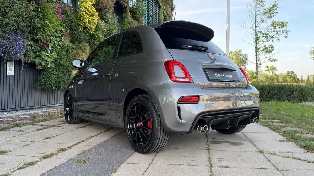 Abarth 695 1.4 T-Jet Competizione 2022 uit 2022, foto 3