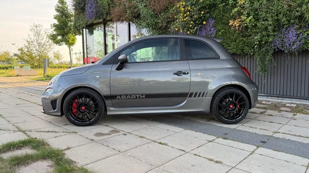 Abarth 695 1.4 T-Jet Competizione 2022 uit 2022, foto 6