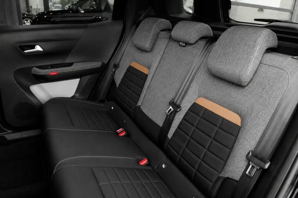 Citroën C3 Aircross Ë-C3 Aircross Plus LED*PDC-Camera*Carplay uit 2025, foto 5
