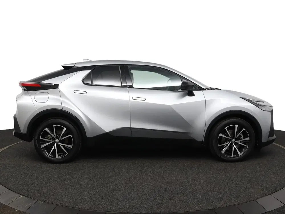 Toyota C-HR 2.0 Plug-in Hybrid 220 Dynamic uit 2025, foto 13