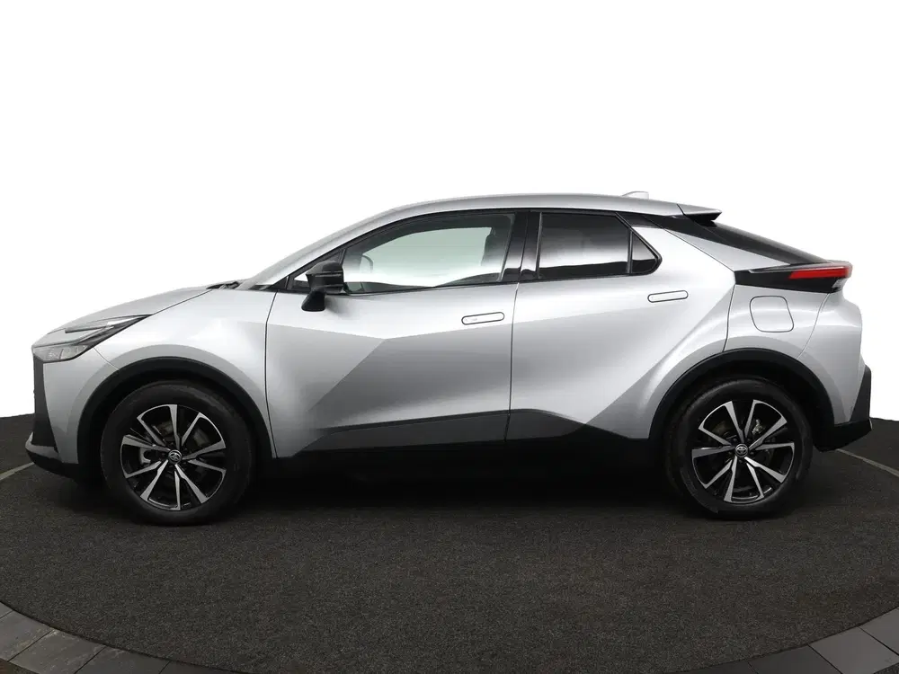 Toyota C-HR 2.0 Plug-in Hybrid 220 Dynamic uit 2025, foto 3