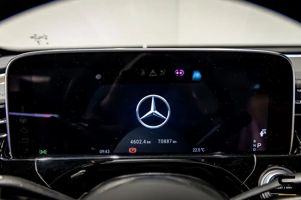 Mercedes-Benz E-Klasse 300 e Exclusive Line uit 2024, foto 14