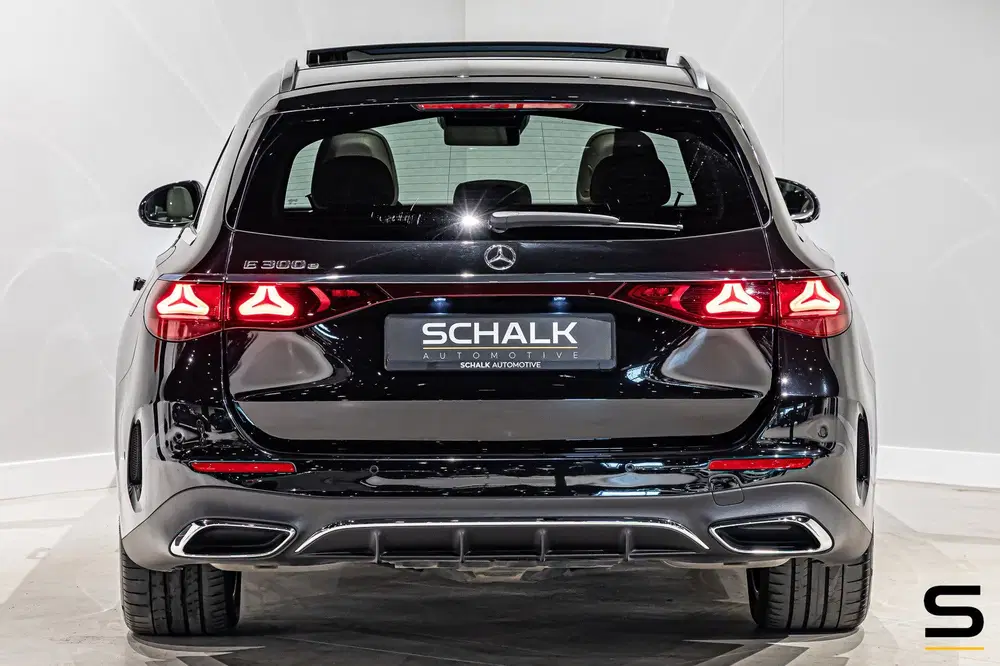 Mercedes-Benz E-Klasse 300 e Exclusive Line uit 2024, foto 9