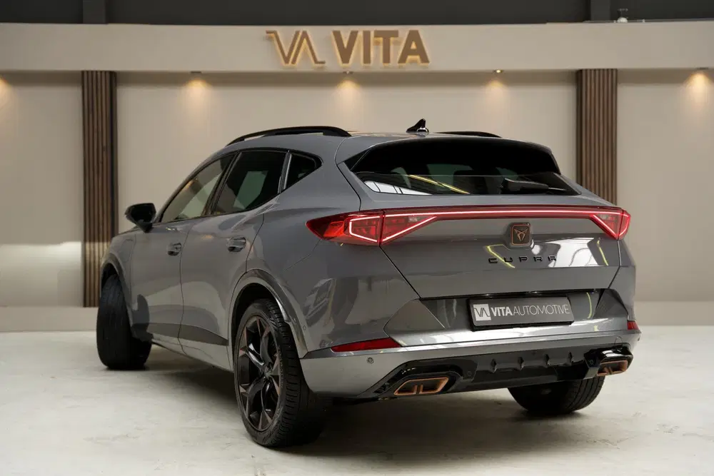 Cupra Formentor 1.4 e-Hybrid VZ Copper Edition PANO uit 2023, foto 3