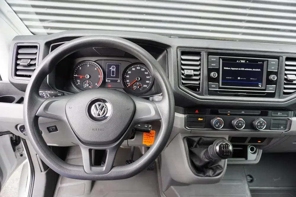 Volkswagen Crafter 140pk Bakwagen Laadklep Zijdeur Apple Car uit 2023, foto 2