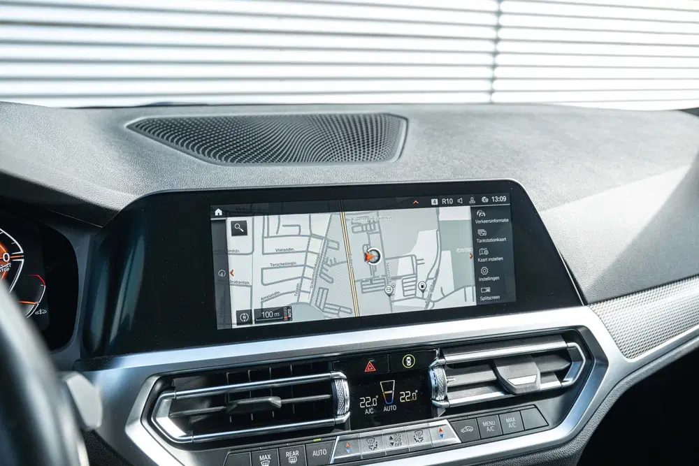 BMW 3-serie 318i Executive M Sport Automaat uit 2021, foto 10