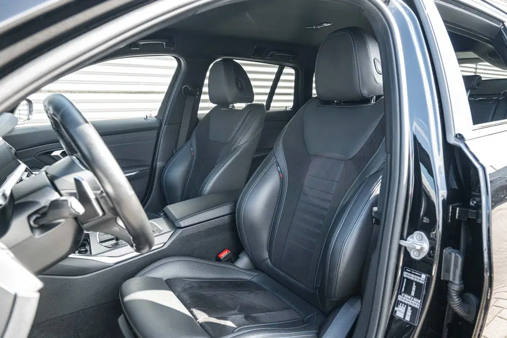 BMW 3-serie 318i Executive M Sport Automaat uit 2021, foto 4