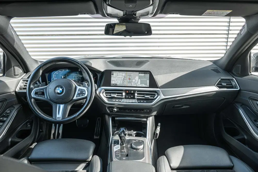BMW 3-serie 318i Executive M Sport Automaat uit 2021, foto 5