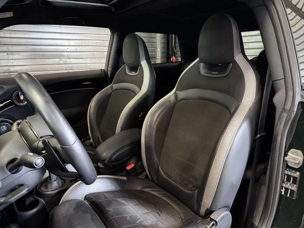 Mini John Cooper Works JCW 2.0 231pk uit 2022, foto 6