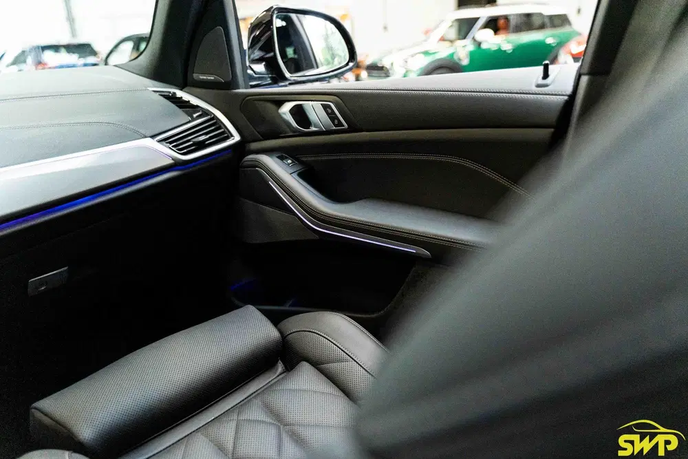 BMW X5 xDrive45e High Executive uit 2023, foto 9