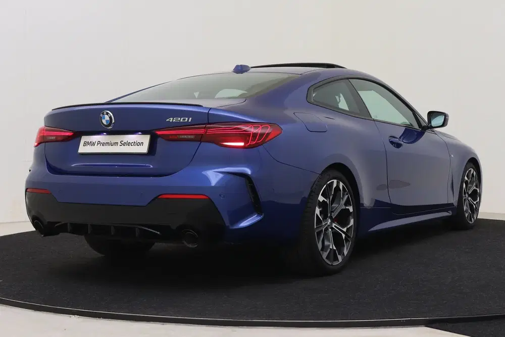 BMW 4-serie 4 Serie Coupé 420i High Executive M Sport uit 2025, foto 2