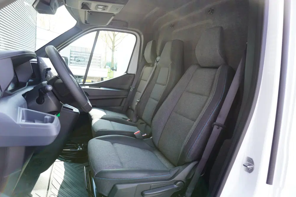 Renault Master E-Tech T35 L3H2 Extra long range 87 kWh 42 uit 2026, foto 7