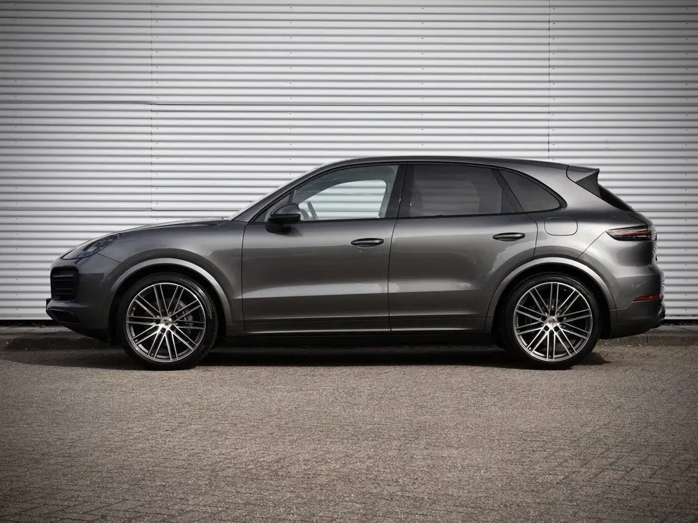 Porsche Cayenne 3.0 E-Hybrid uit 2021, foto 11