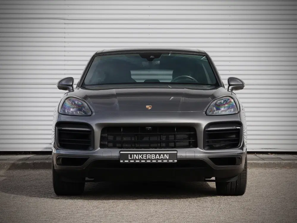 Porsche Cayenne 3.0 E-Hybrid uit 2021, foto 12