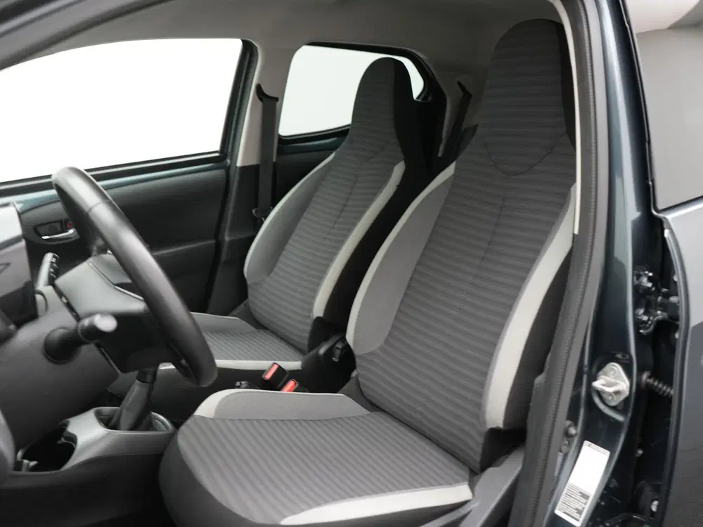 Toyota Aygo 1.0 VVT-i X-Joy uit 2019, foto 4