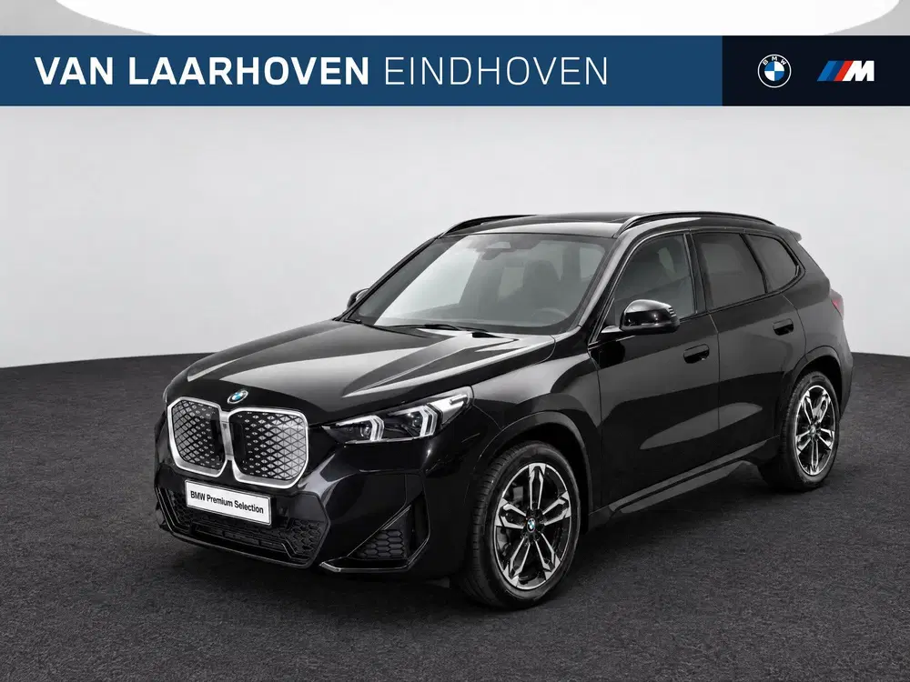 BMW iX1 eDrive20 M Sport uit 2025