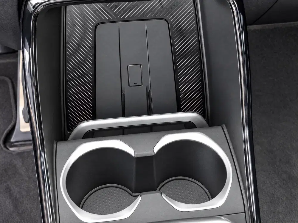 BMW iX1 eDrive20 M Sport uit 2025, foto 15