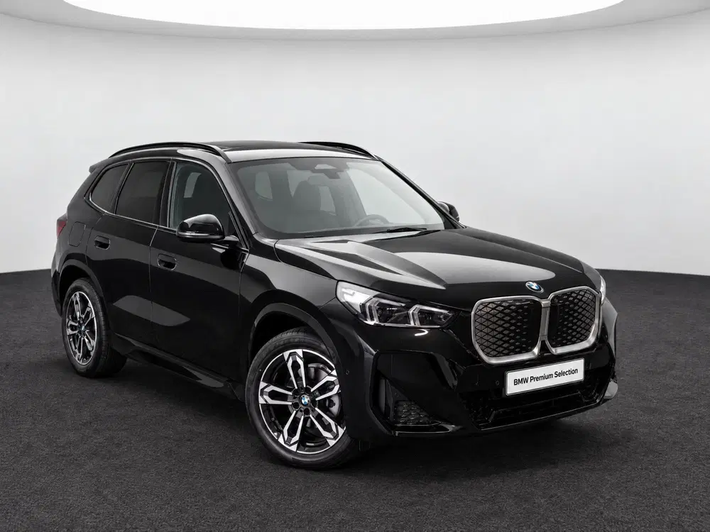 BMW iX1 eDrive20 M Sport uit 2025, foto 2