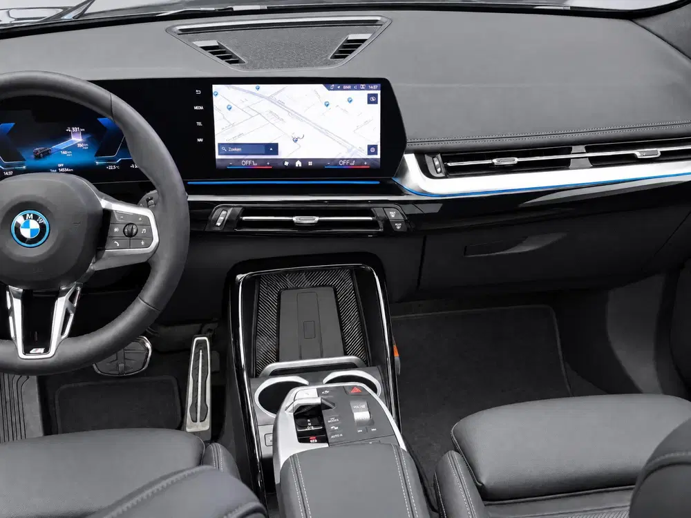 BMW iX1 eDrive20 M Sport uit 2025, foto 3