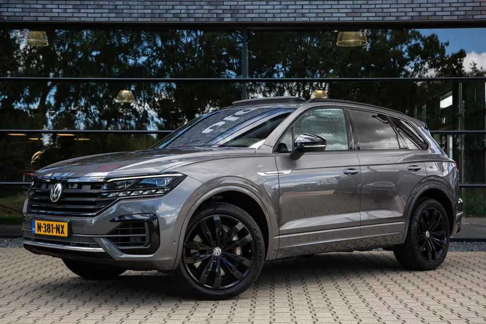 Volkswagen Touareg 4.0 TDI R-Line 422PK V8 uit 2020, foto 7