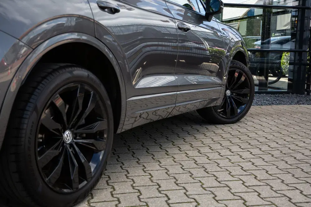 Volkswagen Touareg 4.0 TDI R-Line 422PK V8 uit 2020, foto 9