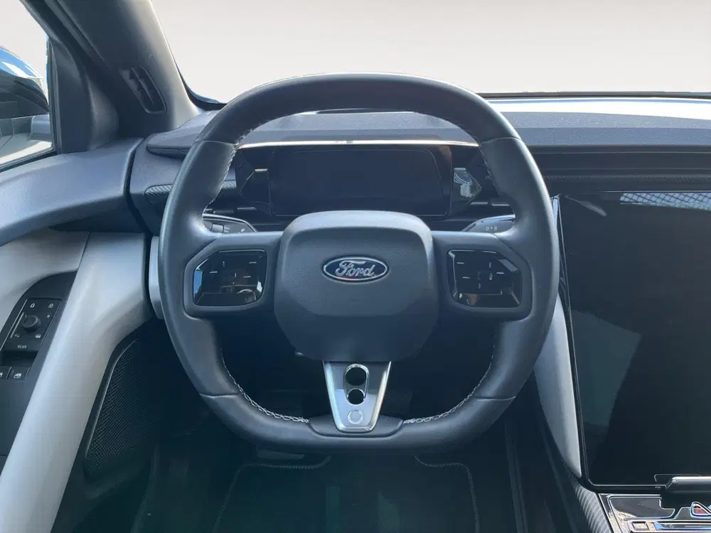 Ford Capri Premium Extended Range RWD 77 kWh uit 2025, foto 15