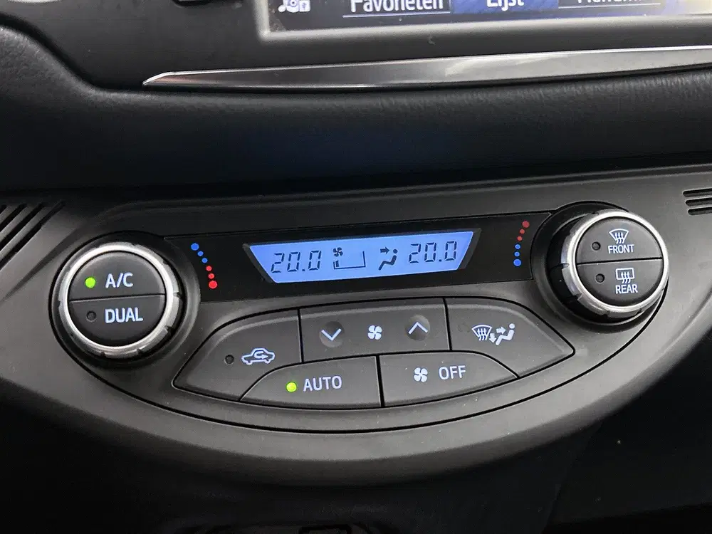 Toyota Yaris 1.5 VVT-i Y20 (bj 2020) uit 2020, foto 10
