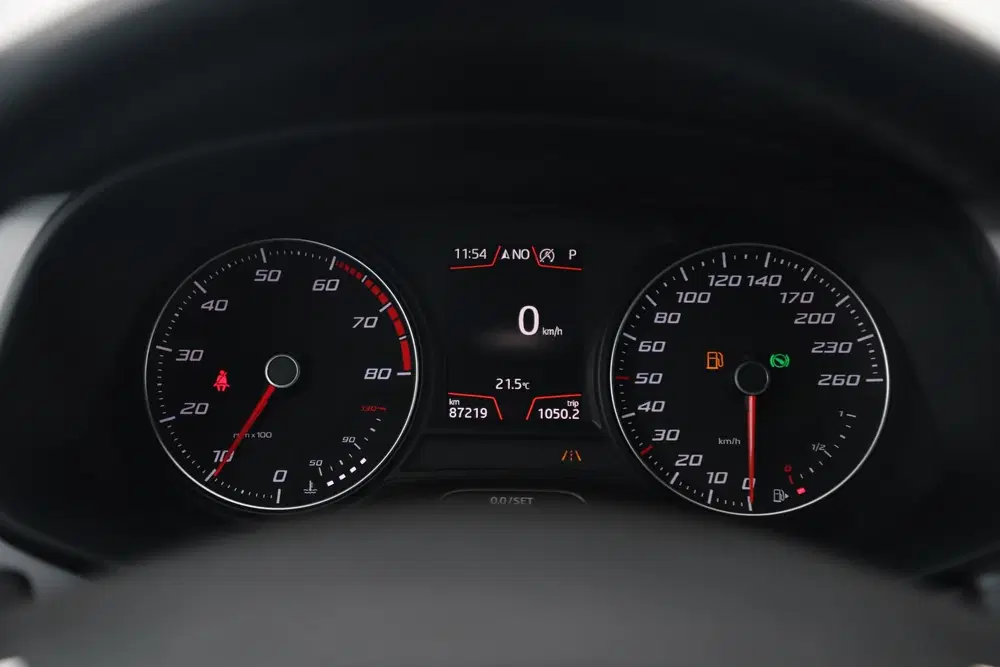 SEAT Leon 1.0 EcoTSI Style Business Intense DSG Auto uit 2019, foto 14