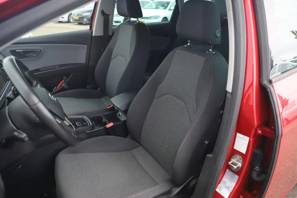 SEAT Leon 1.0 EcoTSI Style Business Intense DSG Auto uit 2019, foto 6