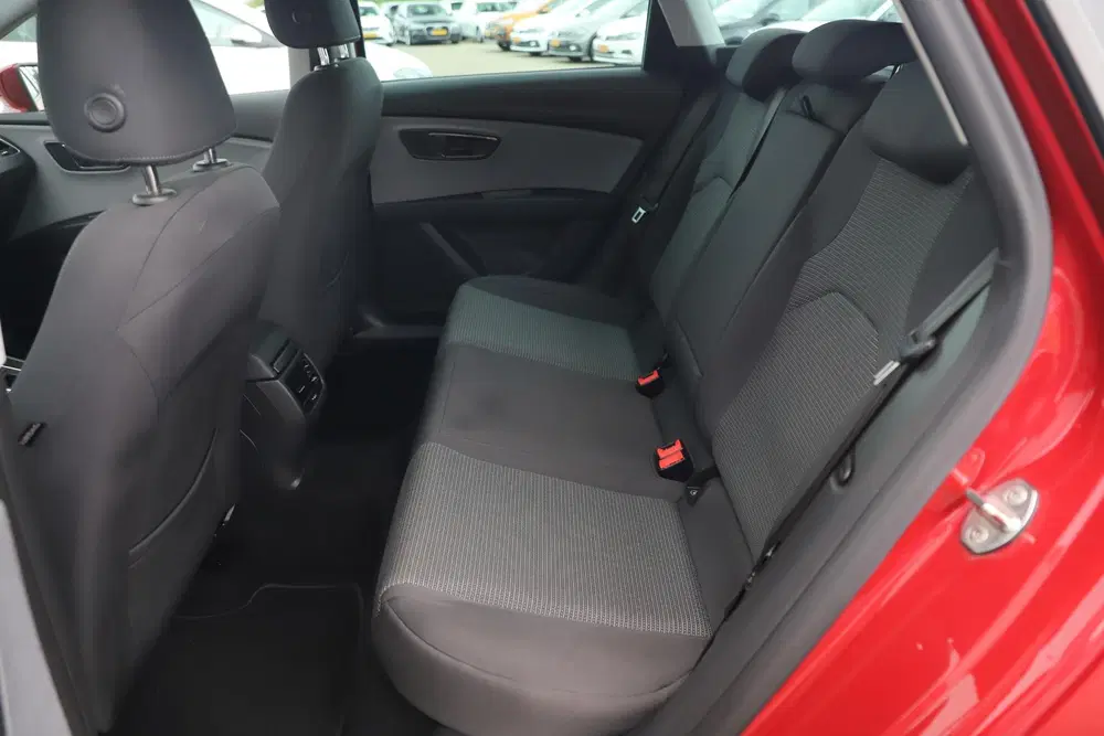 SEAT Leon 1.0 EcoTSI Style Business Intense DSG Auto uit 2019, foto 7