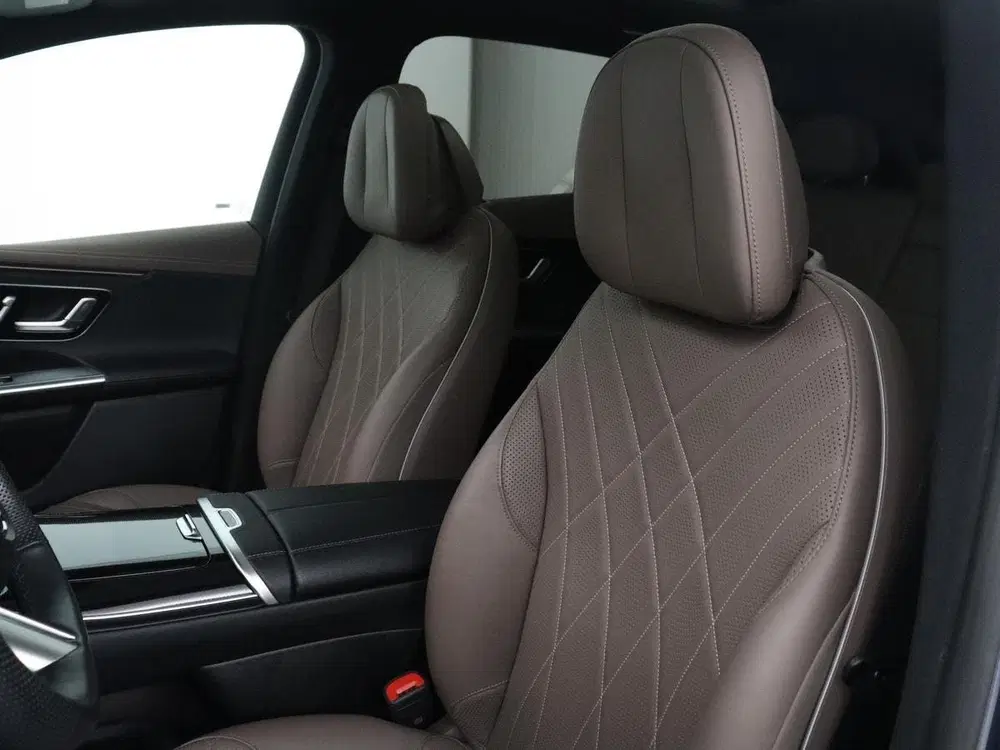 Mercedes-Benz EQE SUV 4Matic AMG Line 91 kWh uit 2024, foto 7