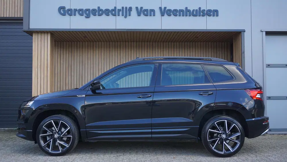 Skoda Karoq 1.5 TSI 150PK Sportline Business *Black St uit 2021, foto 2